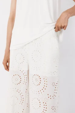 Pantalón de mujer bordado