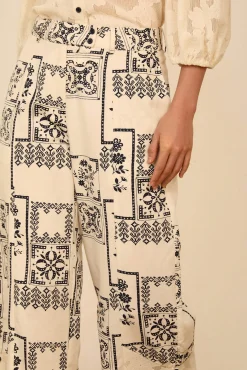 Pantalón estampado bimateria