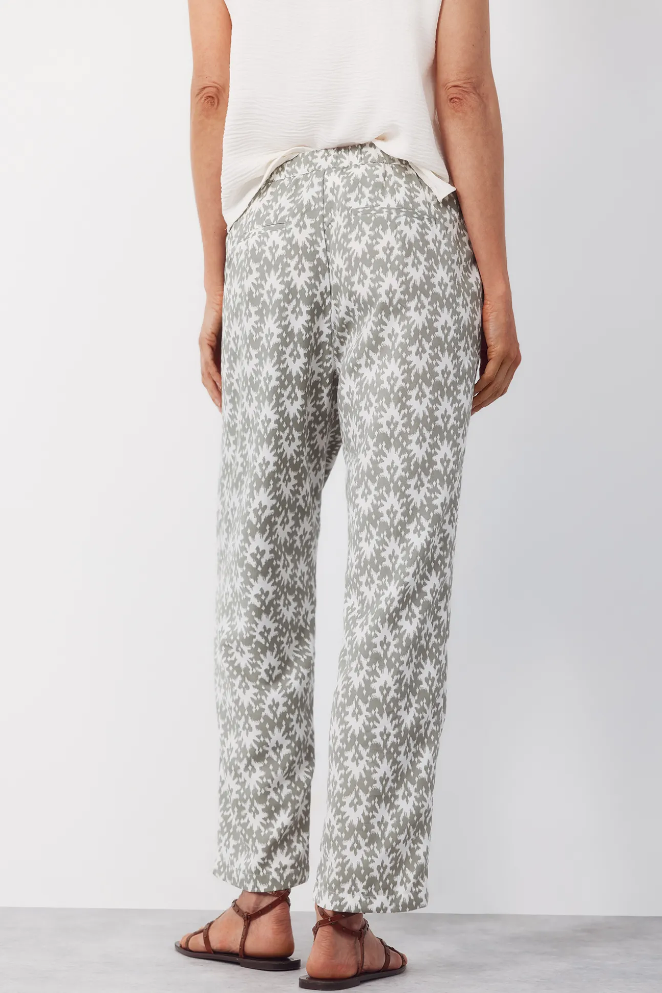Pantalón fluído estampado