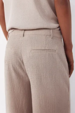 Pantalón fluído textura