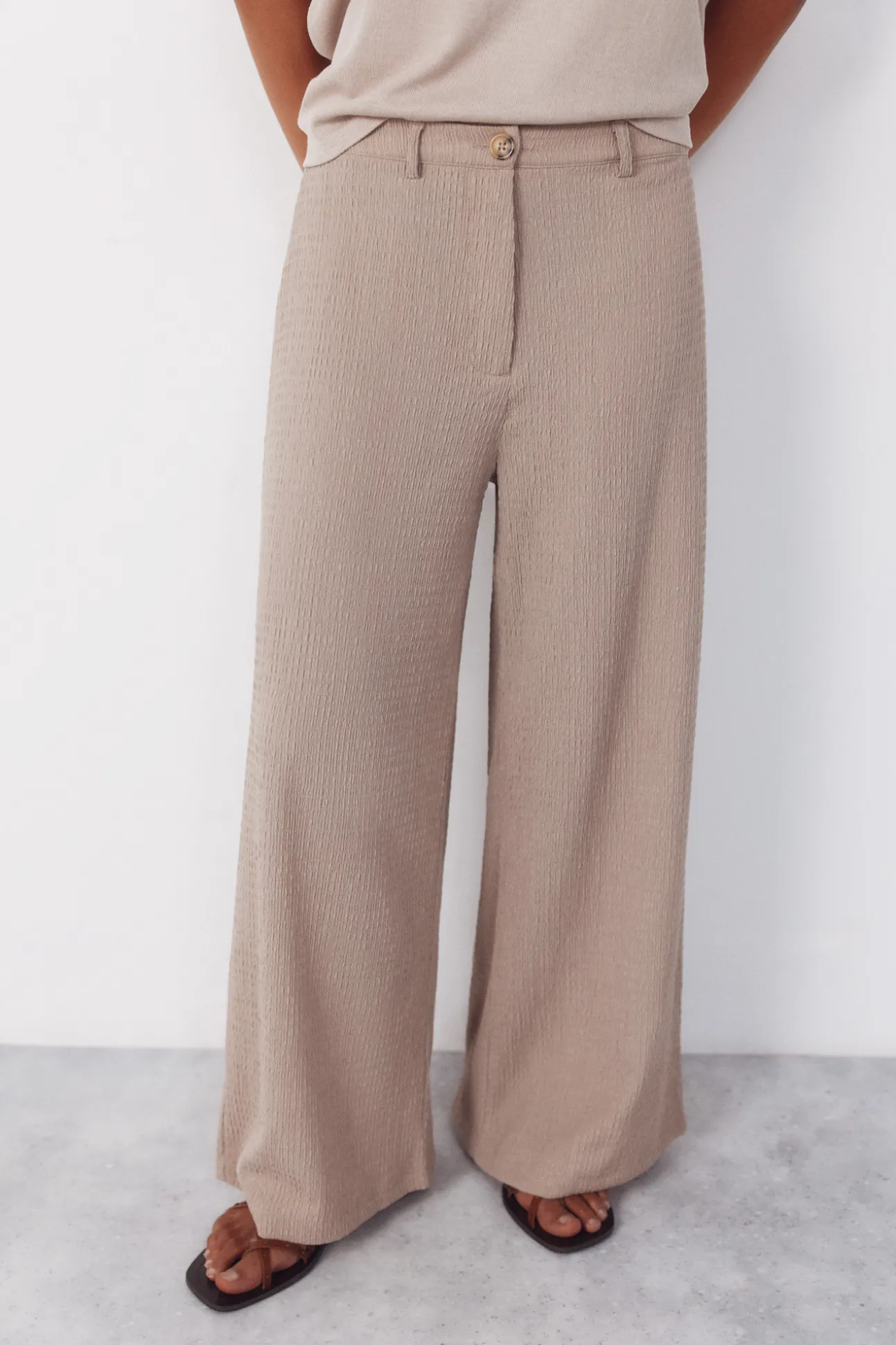 Pantalón fluído textura