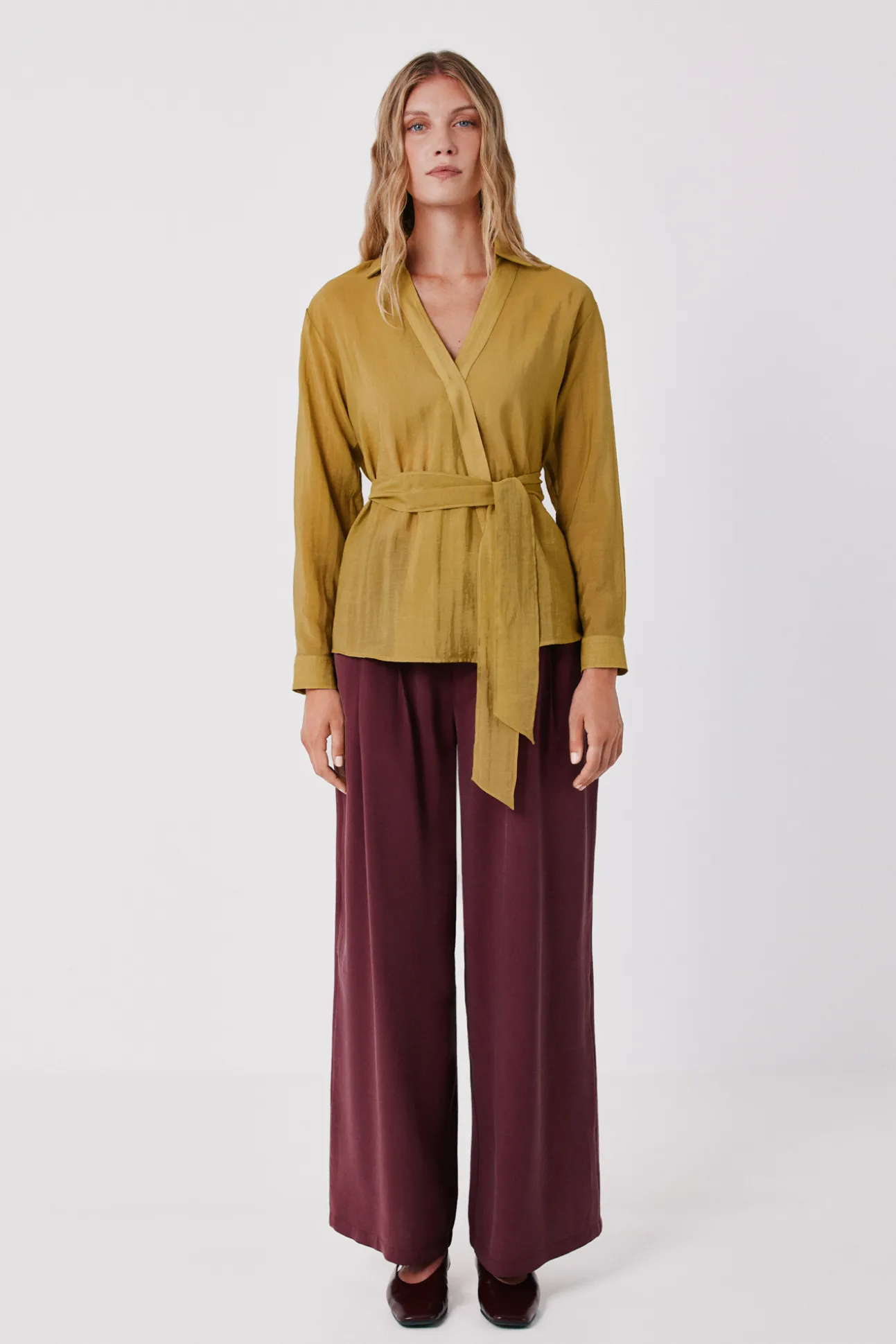 Pantalón fluido ancho