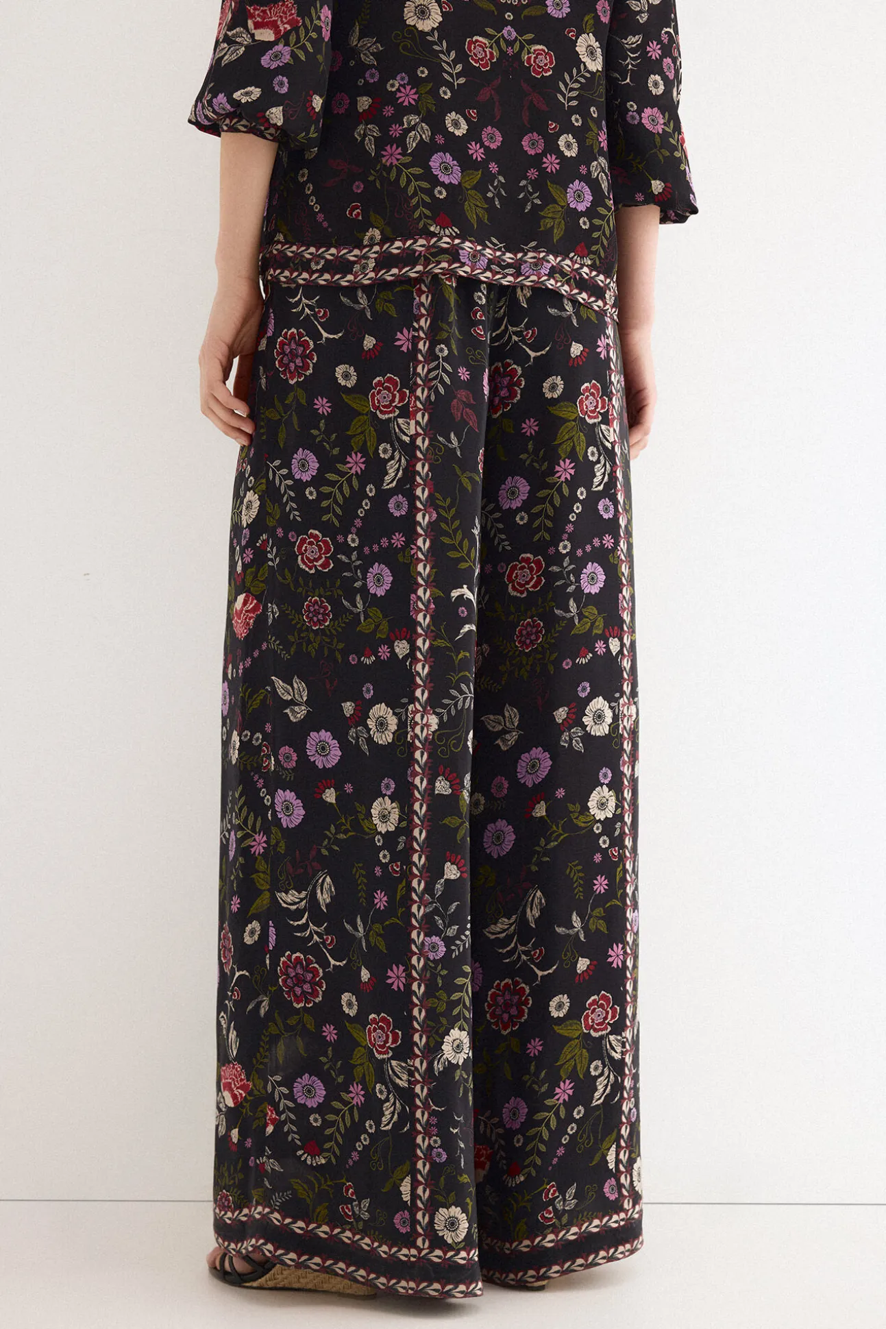 Pantalón fluido estampado