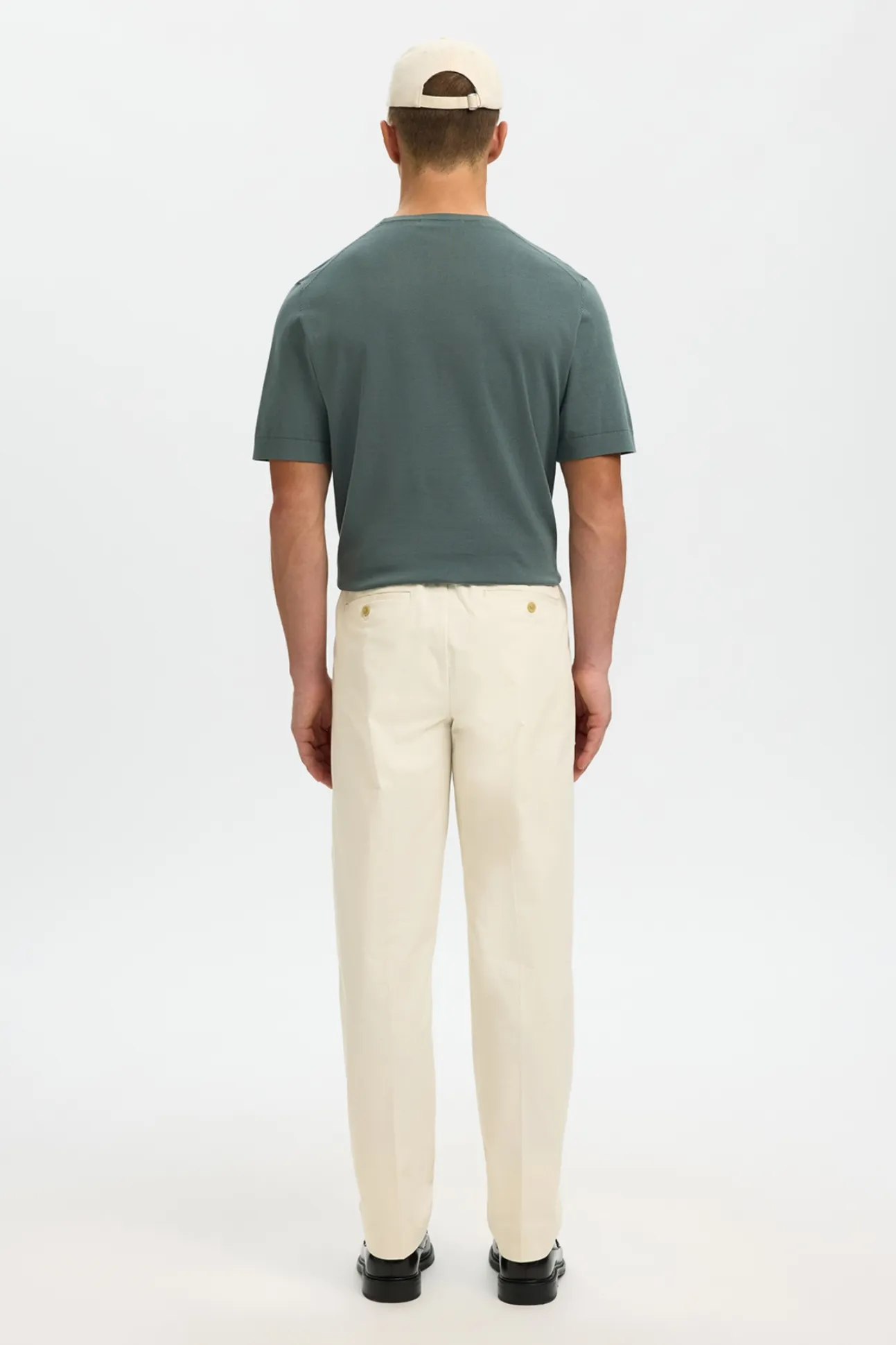 Pantalón informal con pinza