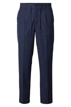 Pantalón informal con pinza