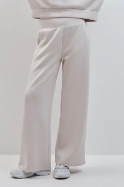 Pantalón largo ancho modal gris oscuro