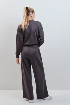 Pantalón largo ancho modal gris