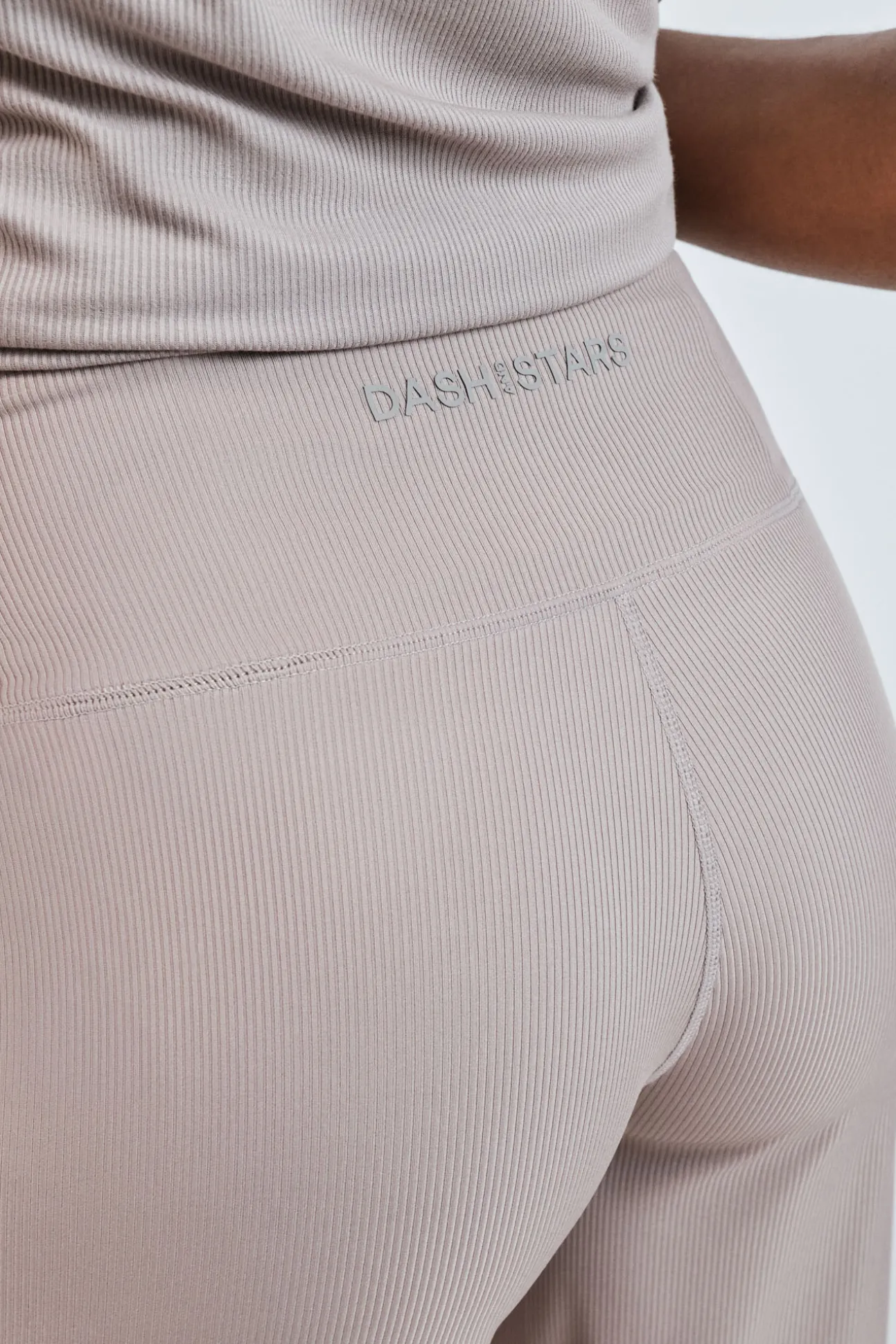 Pantalón largo palazzo rib beige