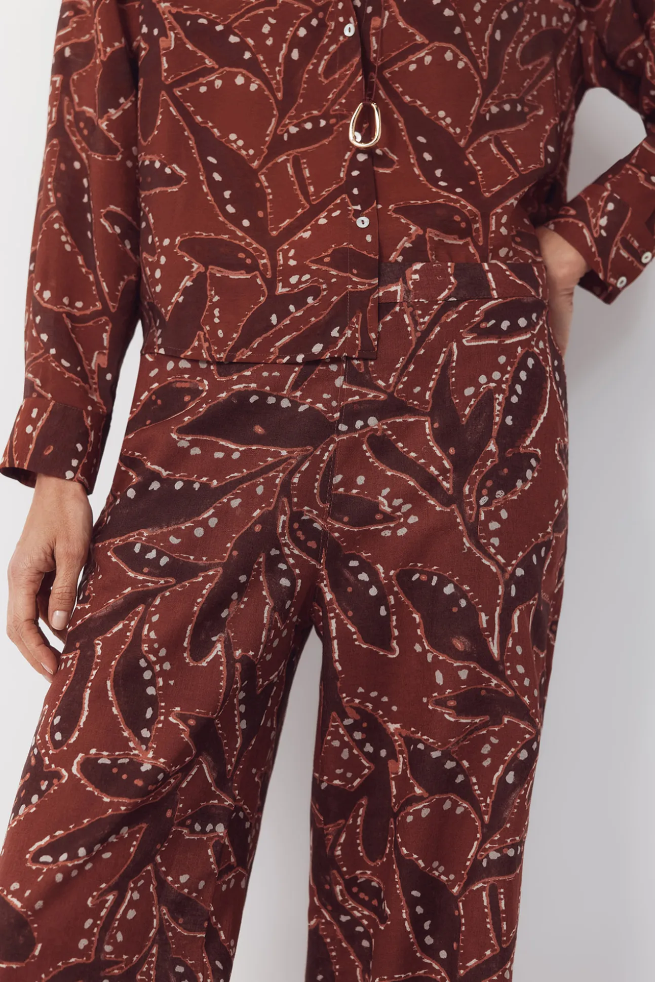 Pantalón lino estampado