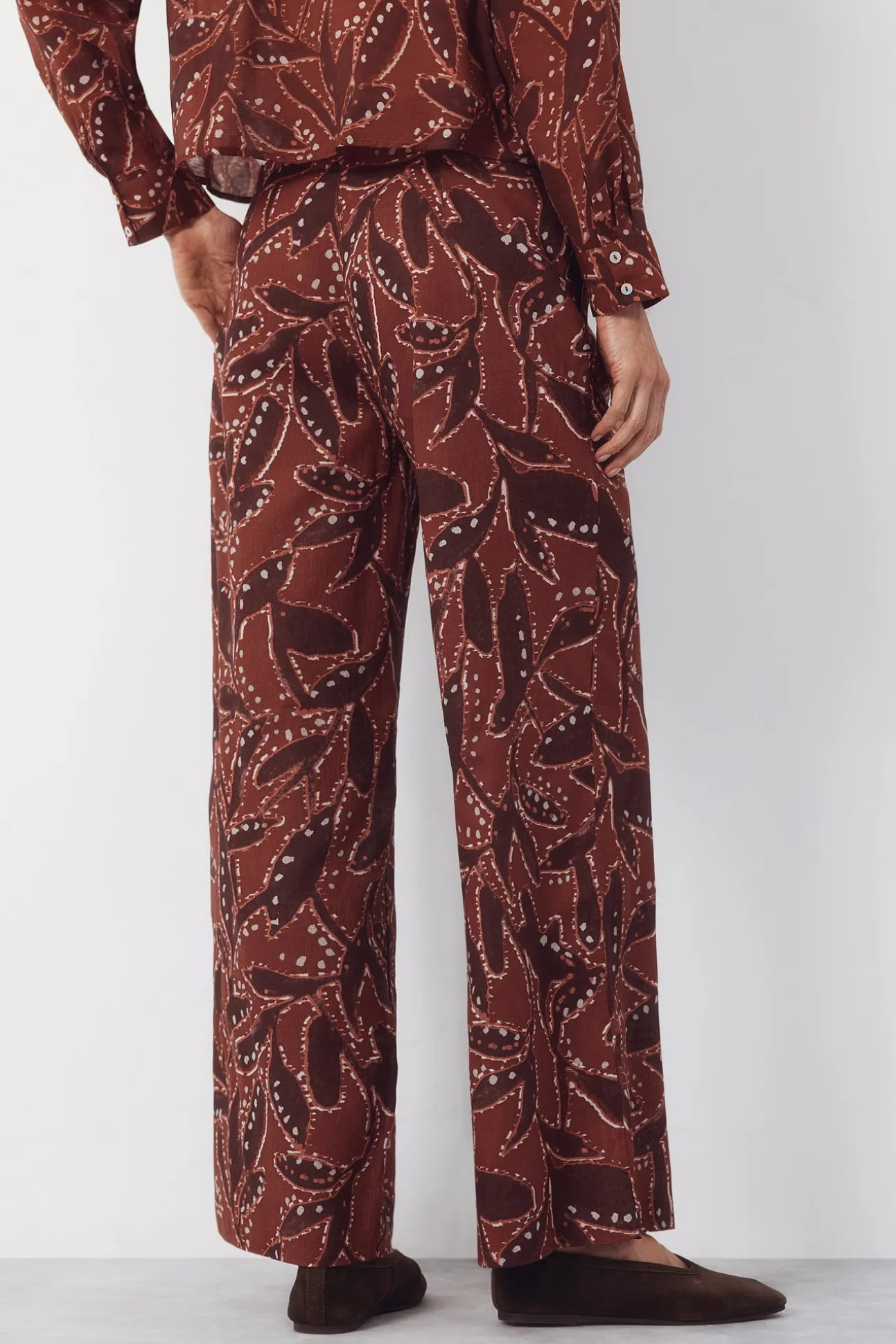 Pantalón lino estampado