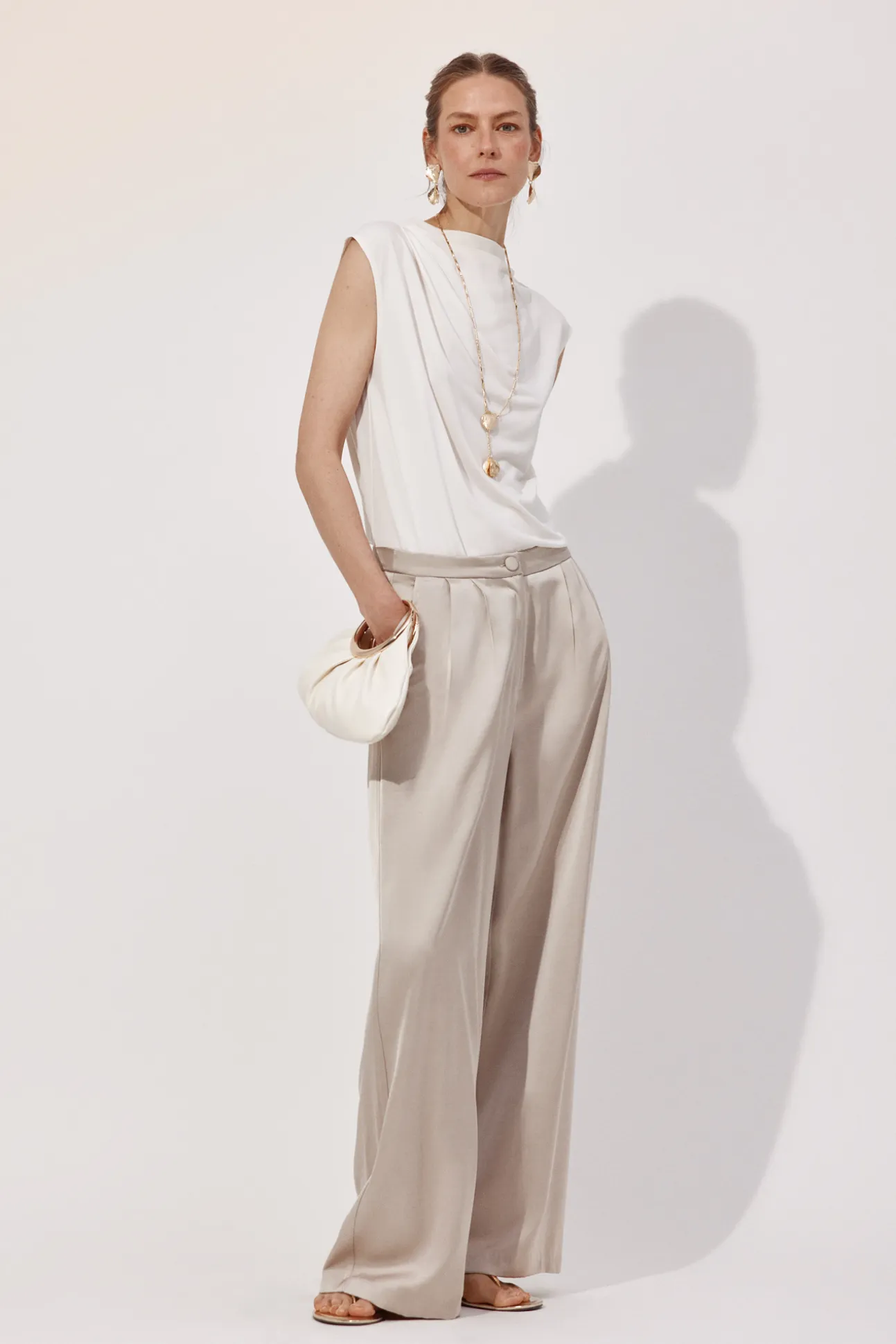Pantalón palazzo con pinzas