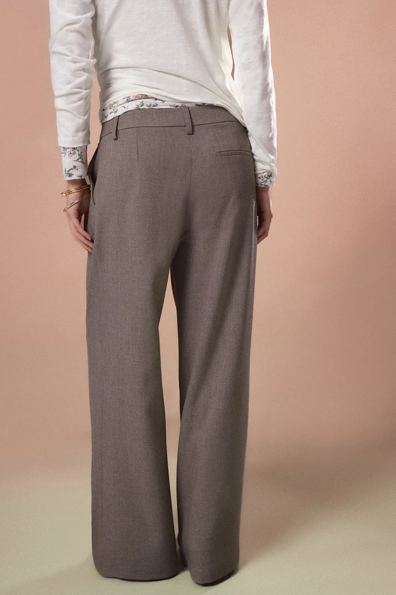 Pantalón pinzas recto