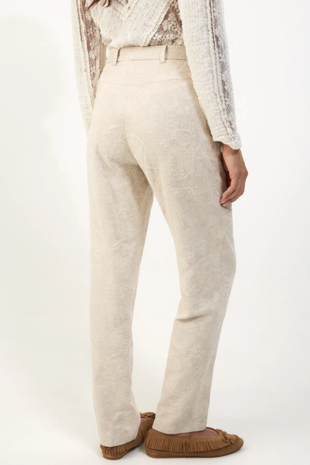 Pantalón recto bordado