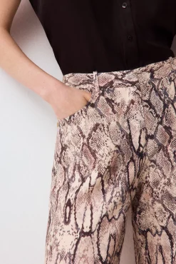 Pantalón serpiente