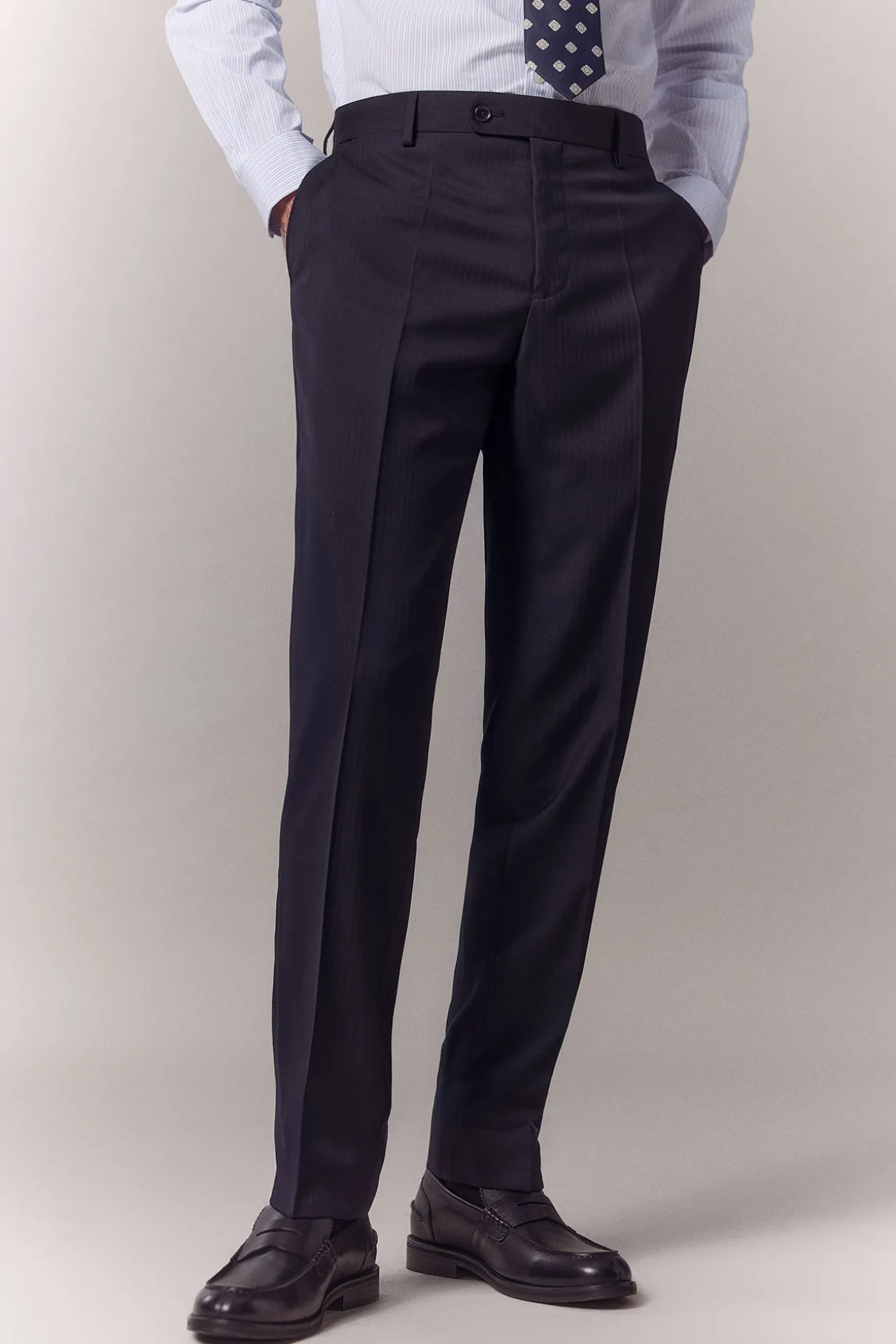 Pantalón traje espiga