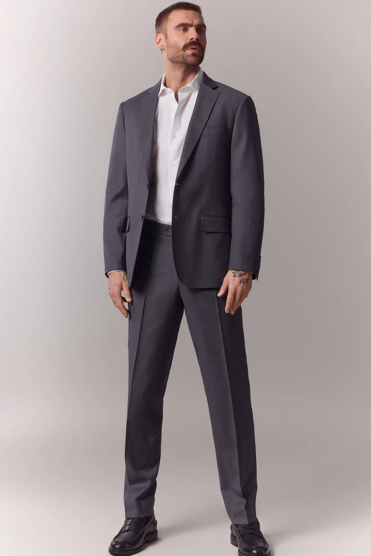 Pantalón traje serreta