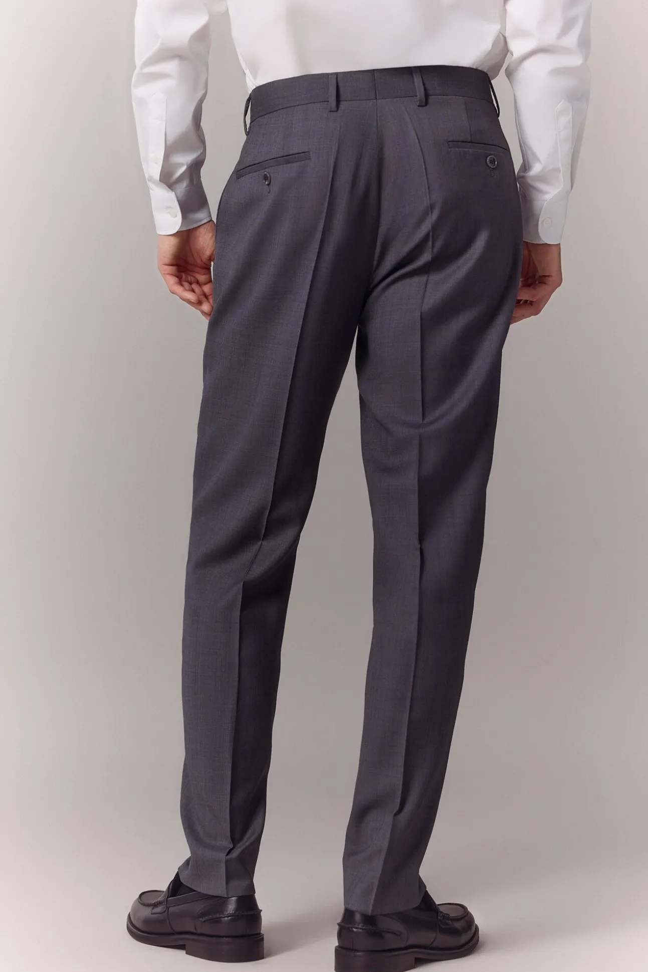 Pantalón traje serreta