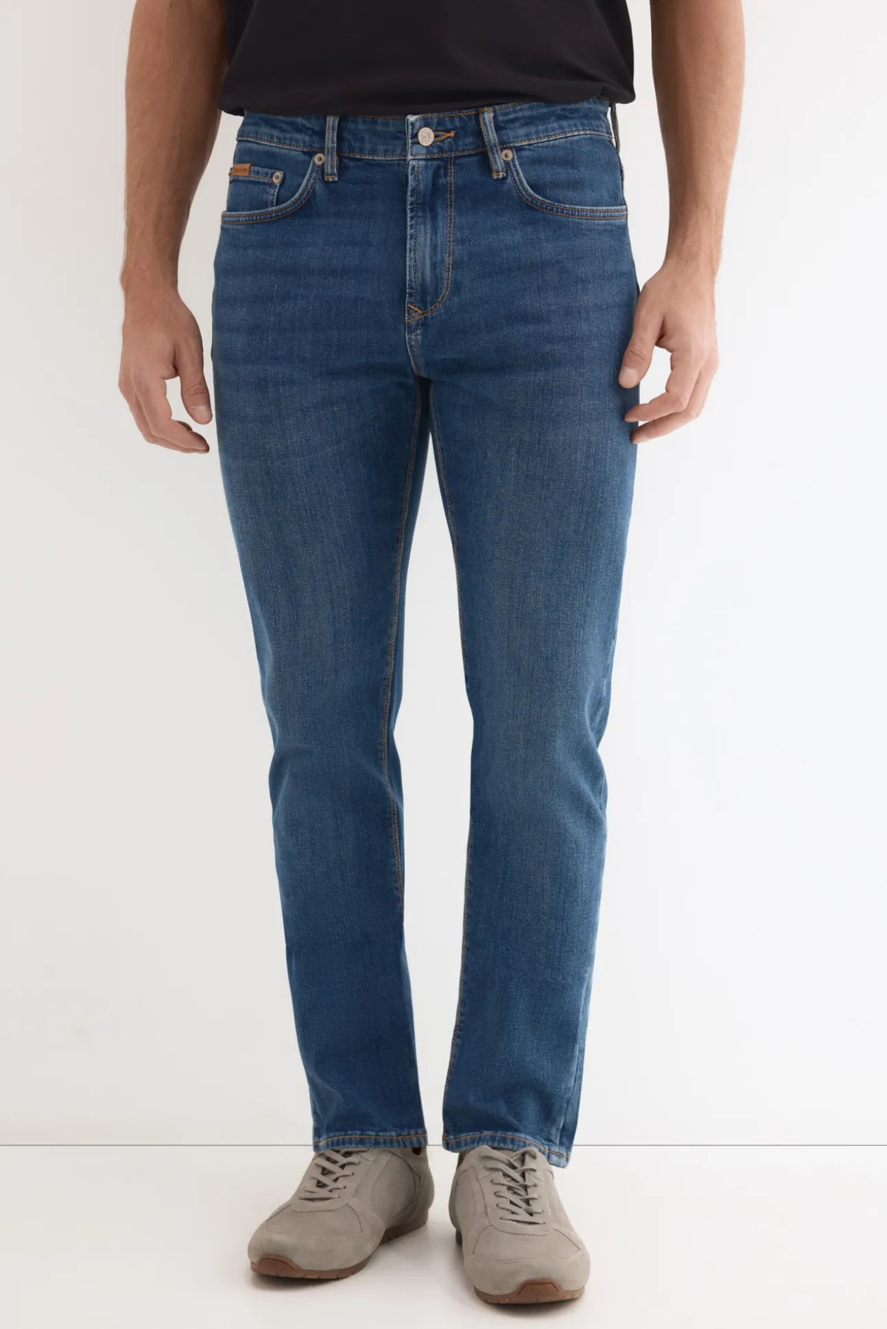 Pantalón vaquero ligero slim fit