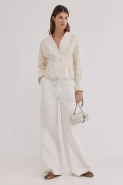Patricia. Pantalón de corte ancho