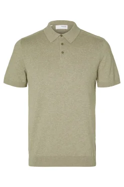 Polo de punto de manga corta.
