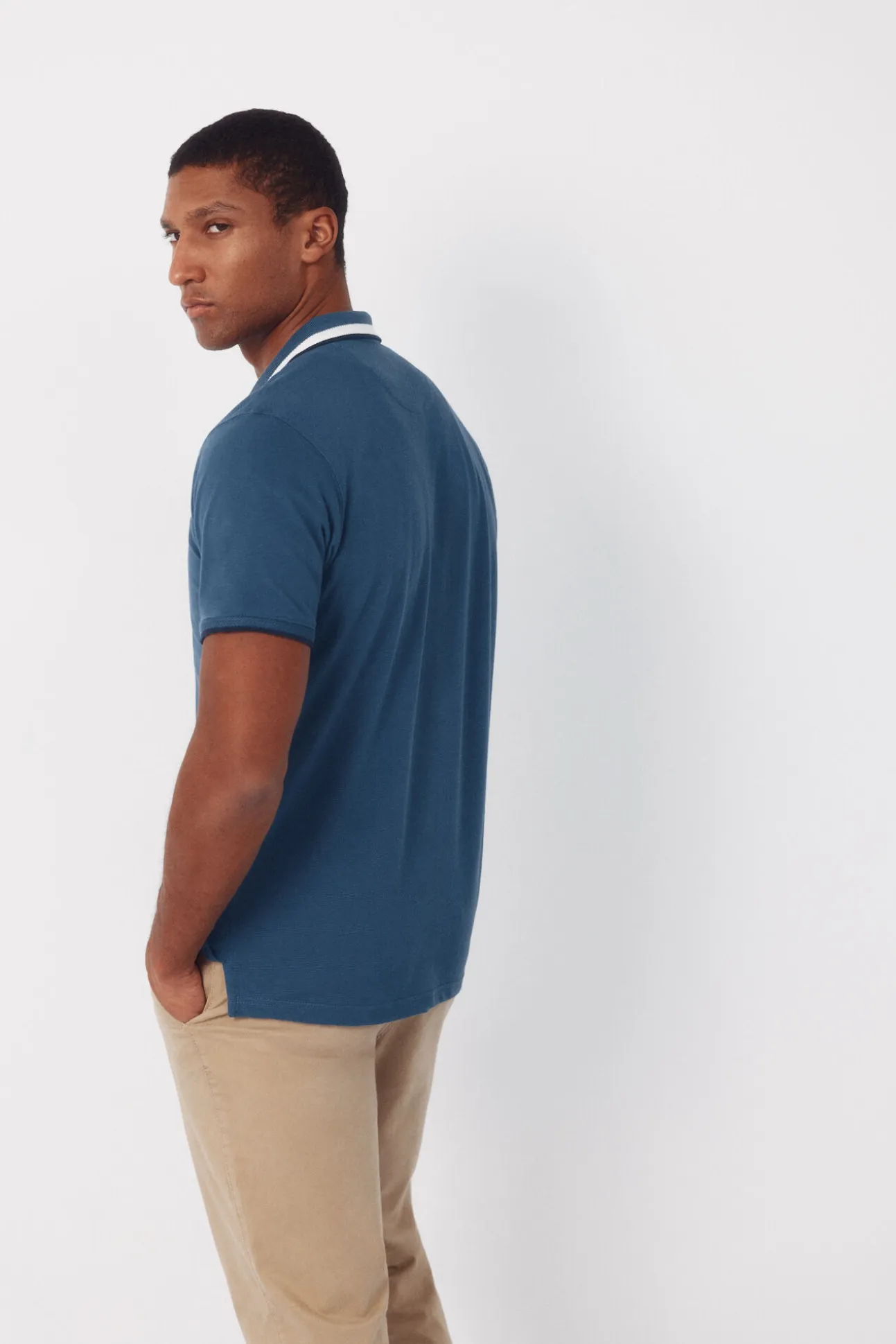 Polo estructura cuello fantasía