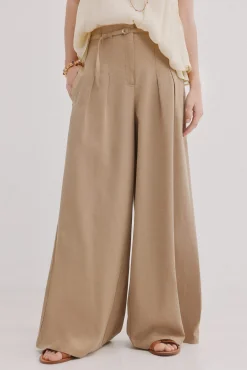 Poppy. Pantalón fluído con pinzas