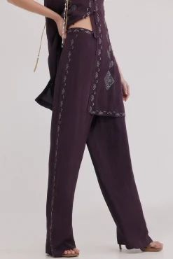 Prisca. Pantalón bordado