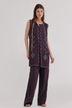 Prisca. Pantalón bordado