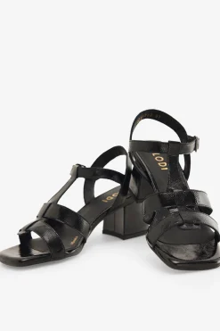 Sandalias en piel efecto charol