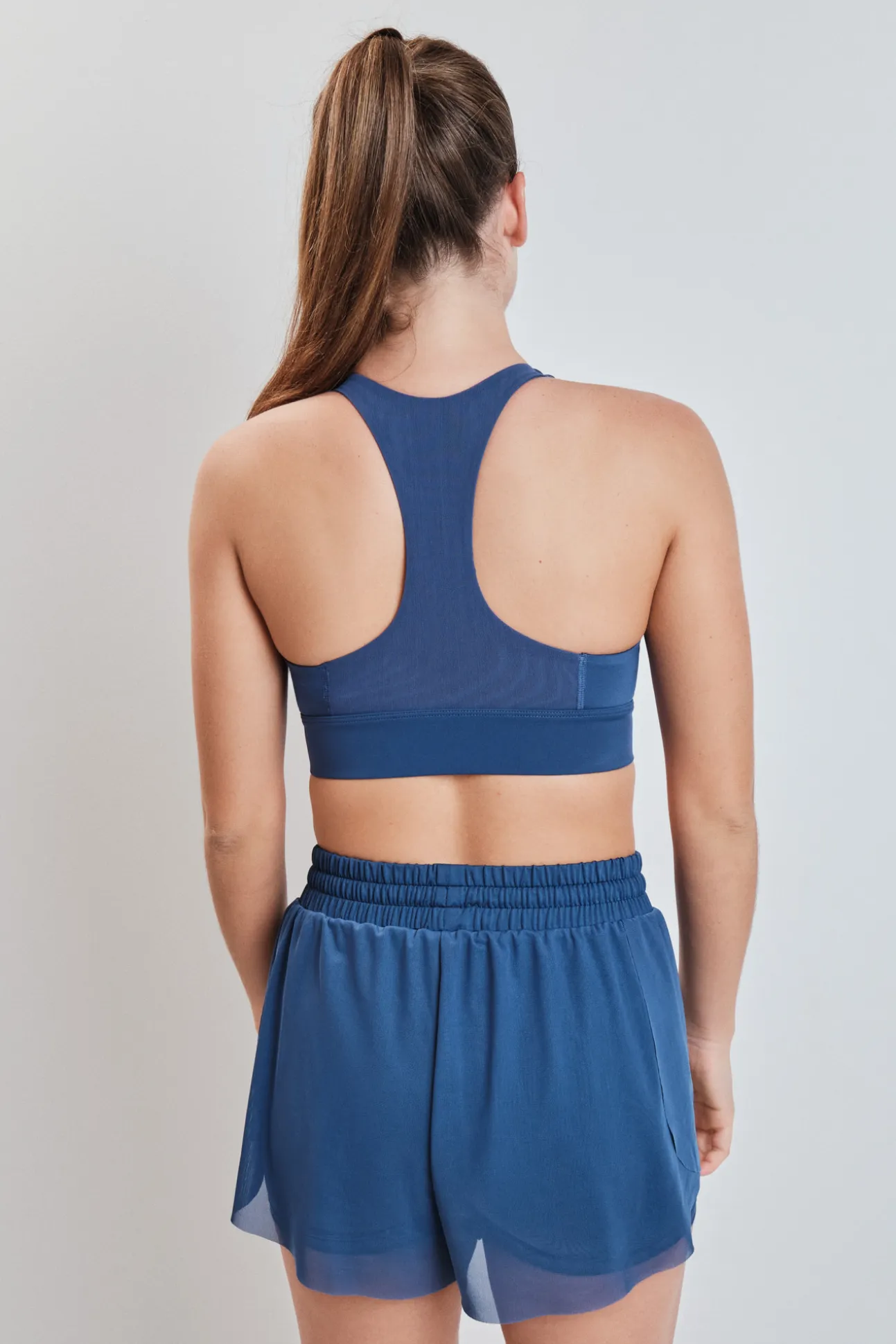 Short ultra ligero malla azul