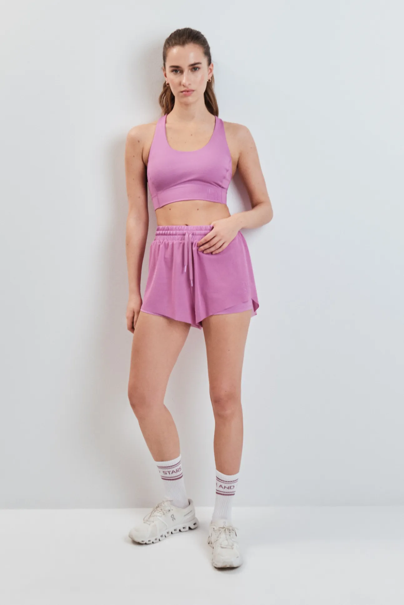 Short ultra ligero malla rosa