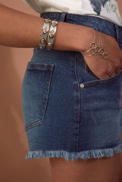 Short vaquero desflecado