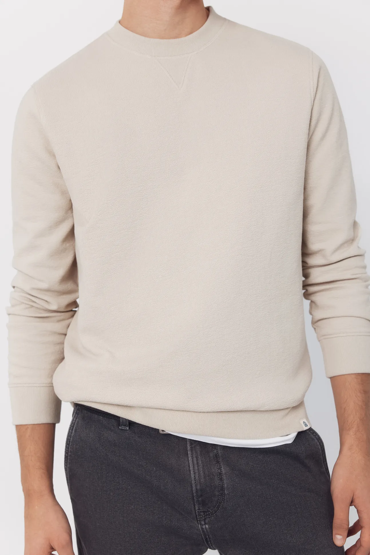 Sudadera estructura cuello caja