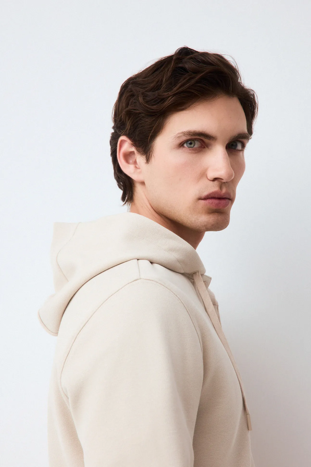 Sudadera logo con capucha