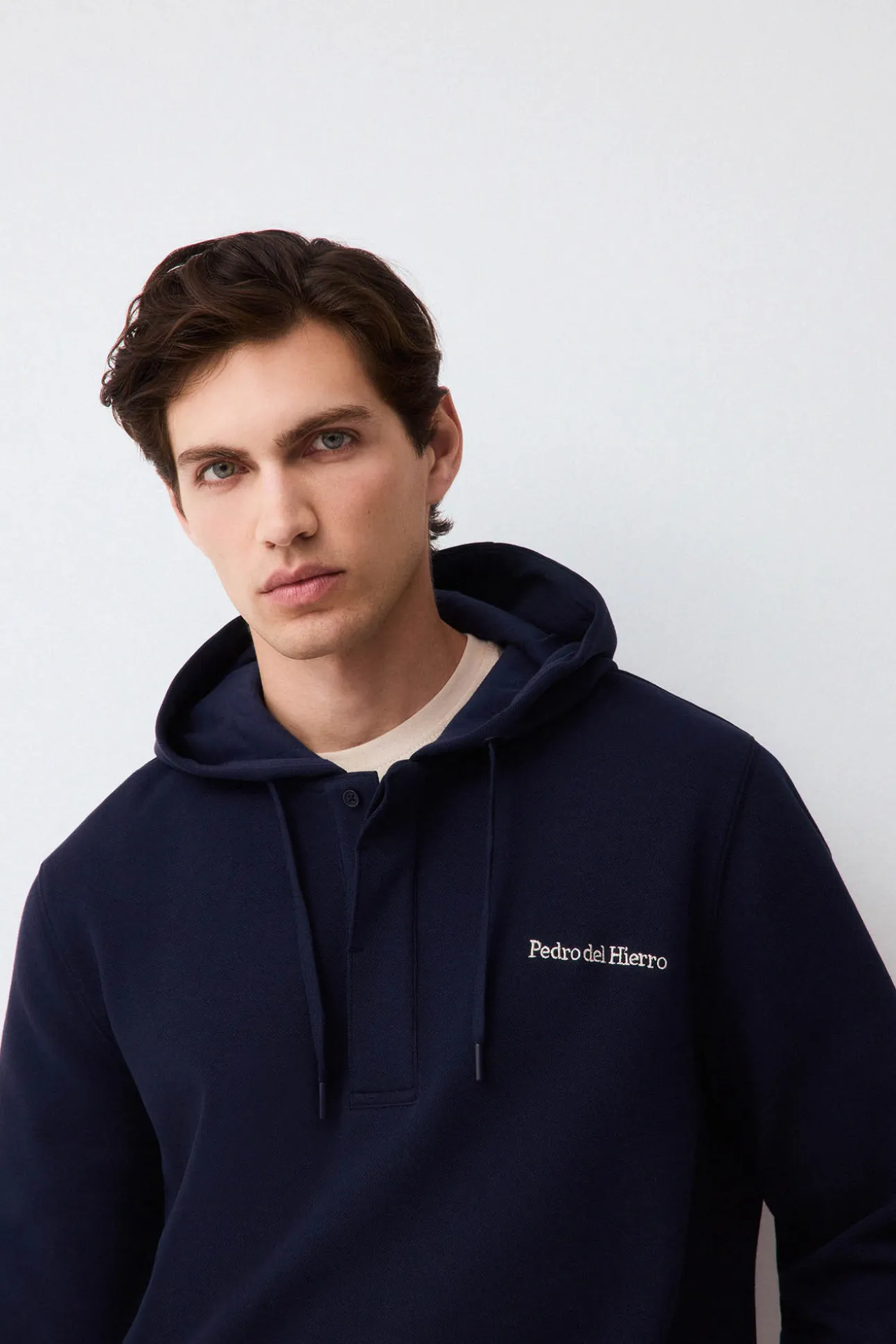 Sudadera logo con capucha