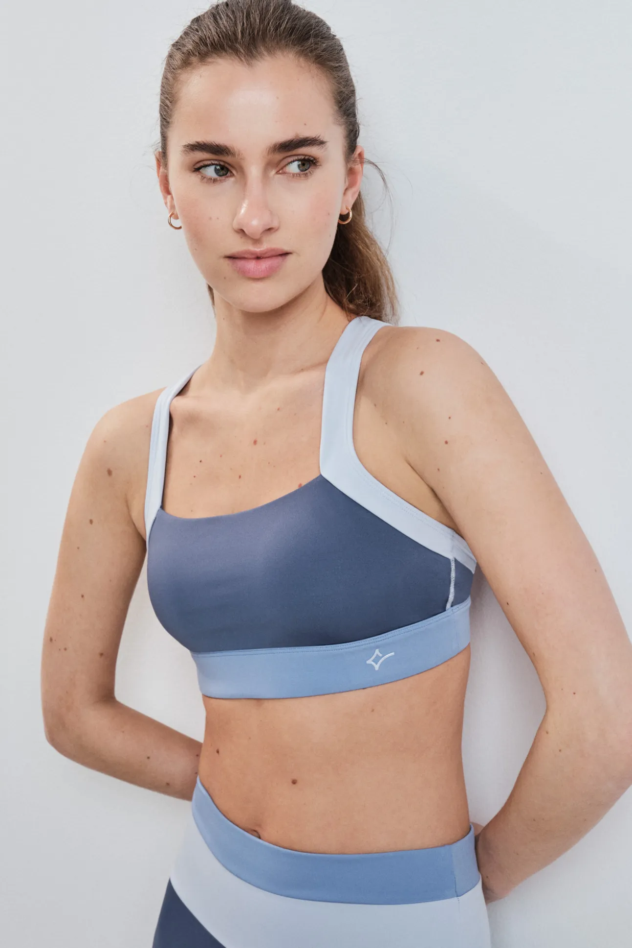 Sujetador deportivo 4D Stretch color block azul
