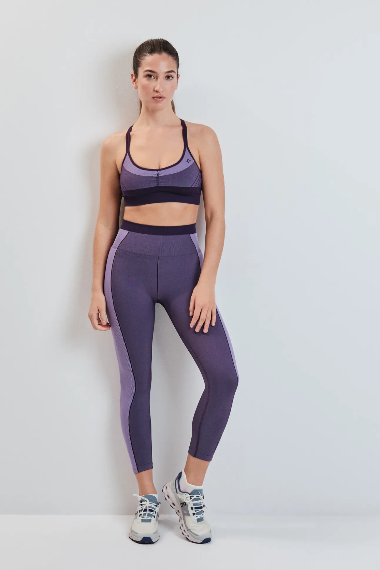 Sujetador deportivo SEAMLESS COMFORT morado