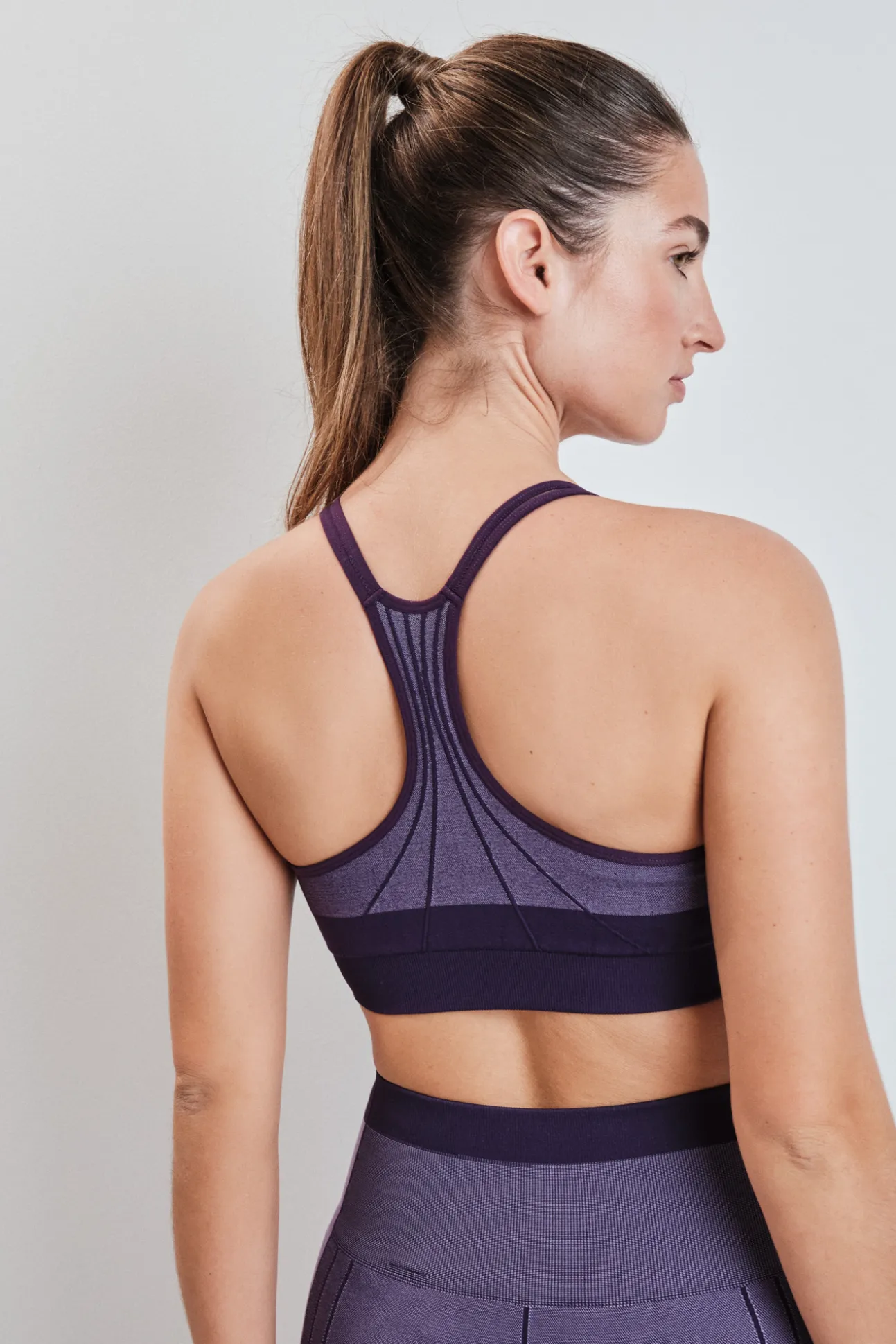 Sujetador deportivo SEAMLESS COMFORT morado