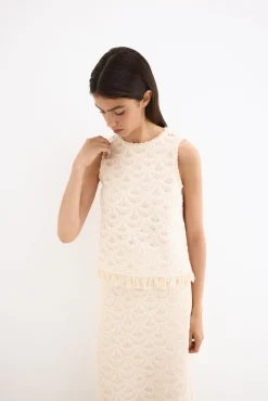 Top crochet sin mangas