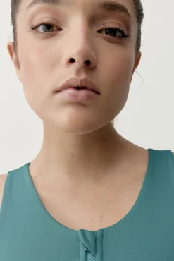 Top deportivo Eider verde