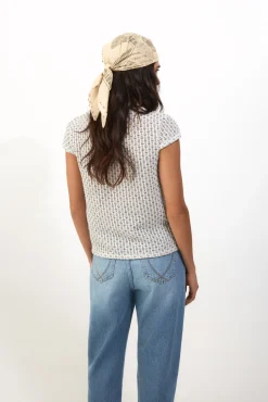 Top manga corta crochet