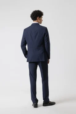 Traje cruzado