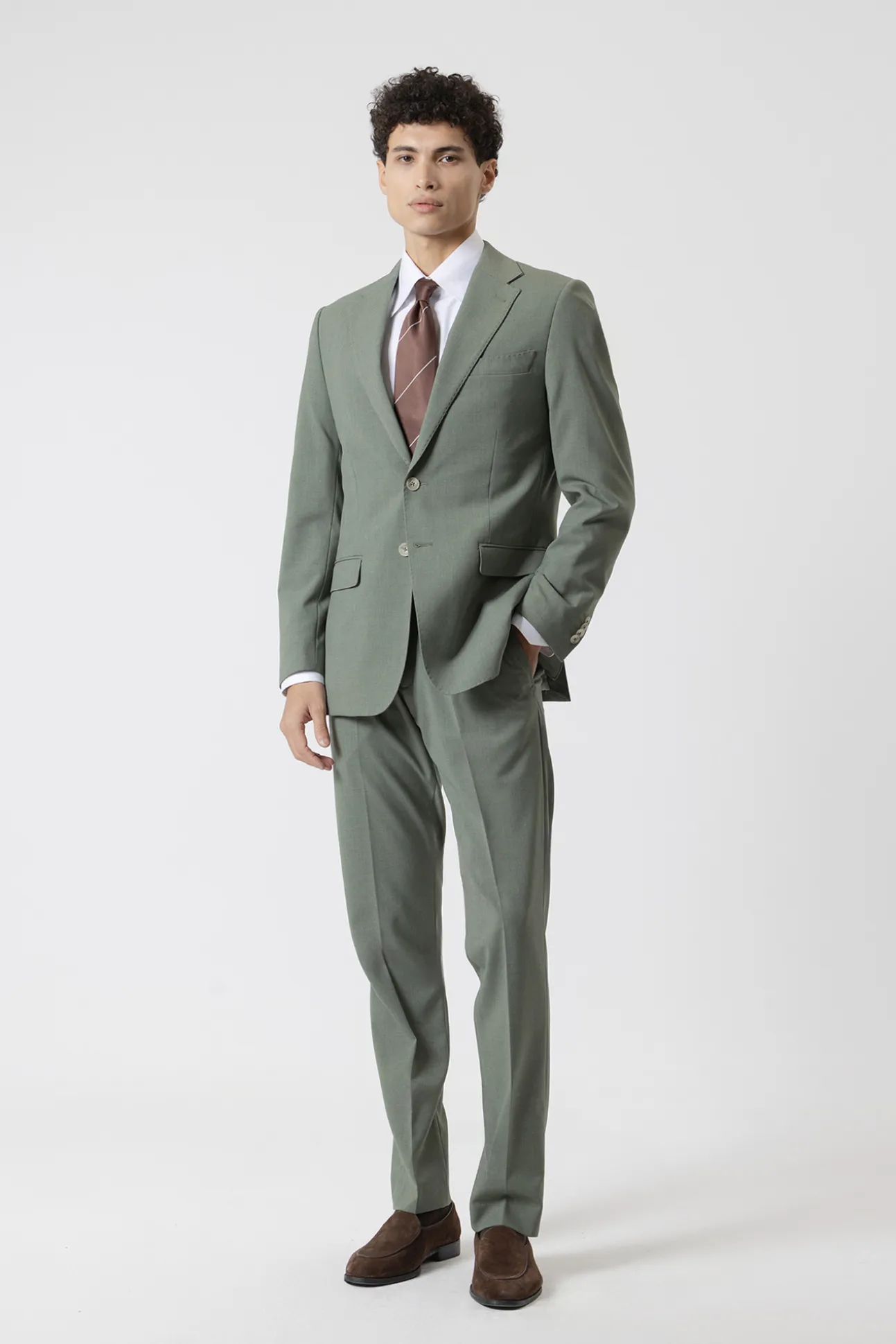 Traje fil a fil