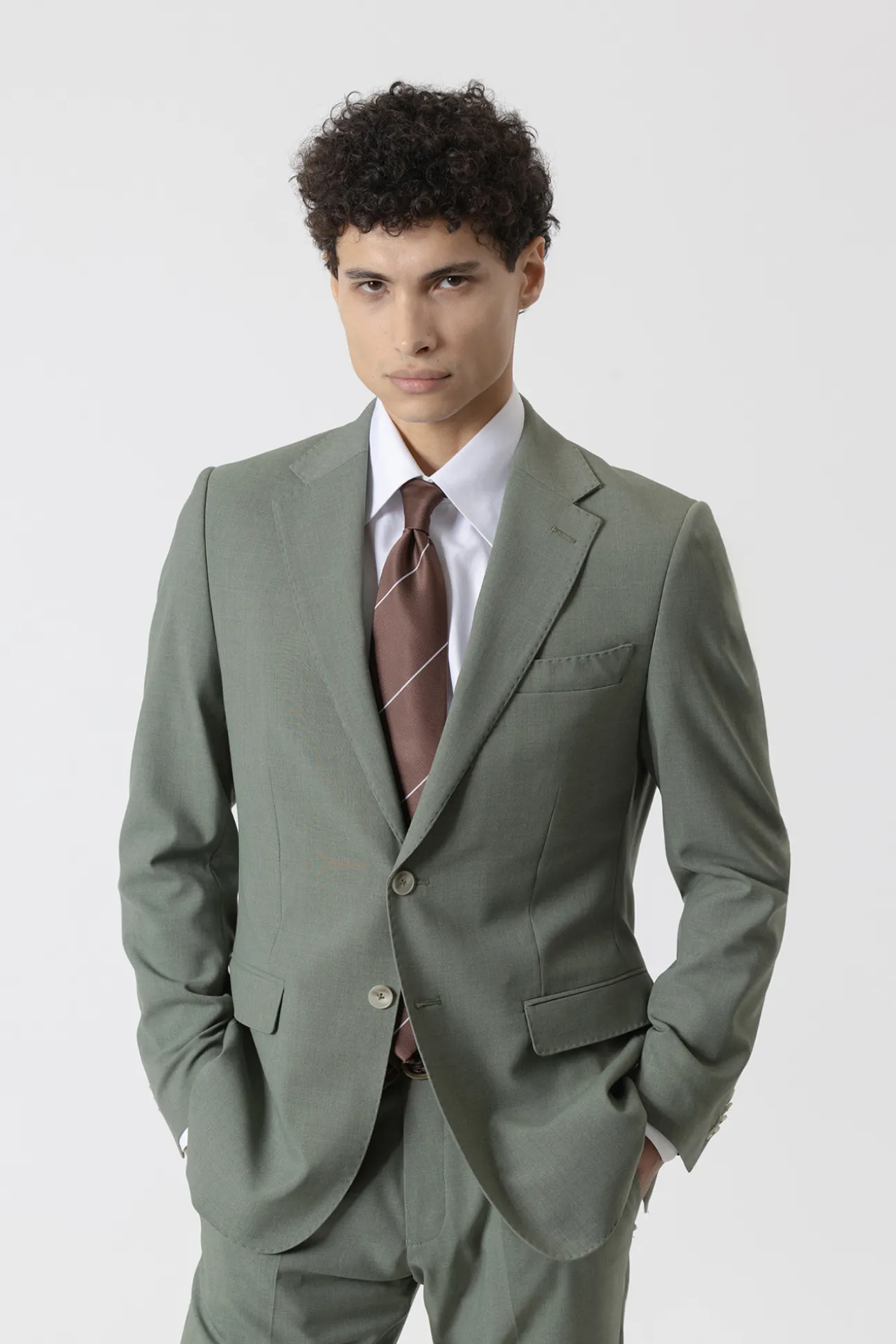 Traje fil a fil