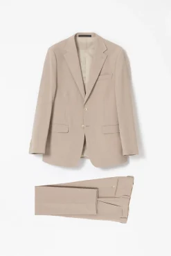 Traje fil a fil