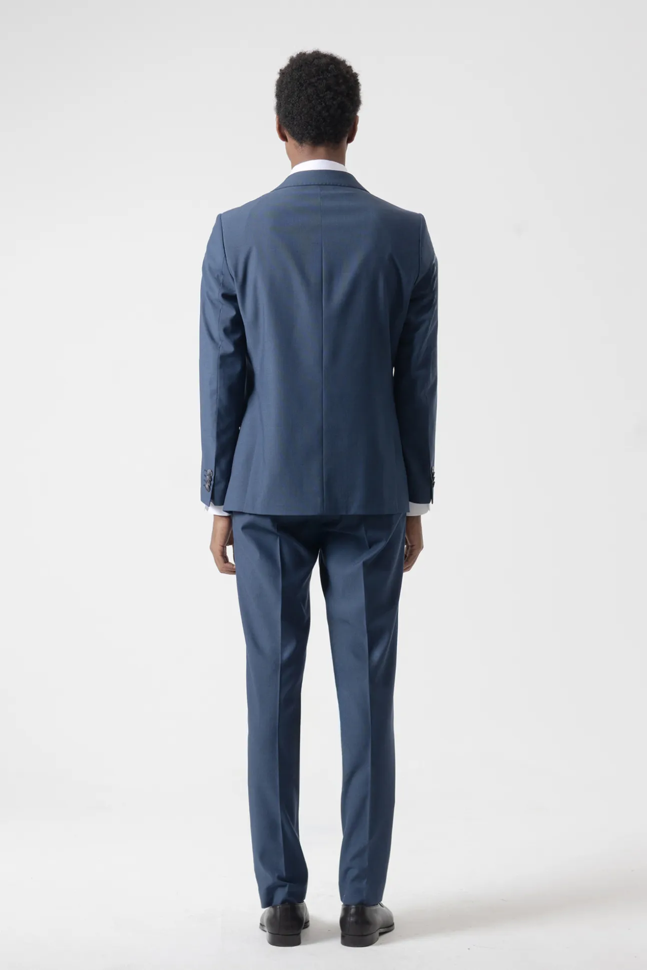 Traje micro punto tinta