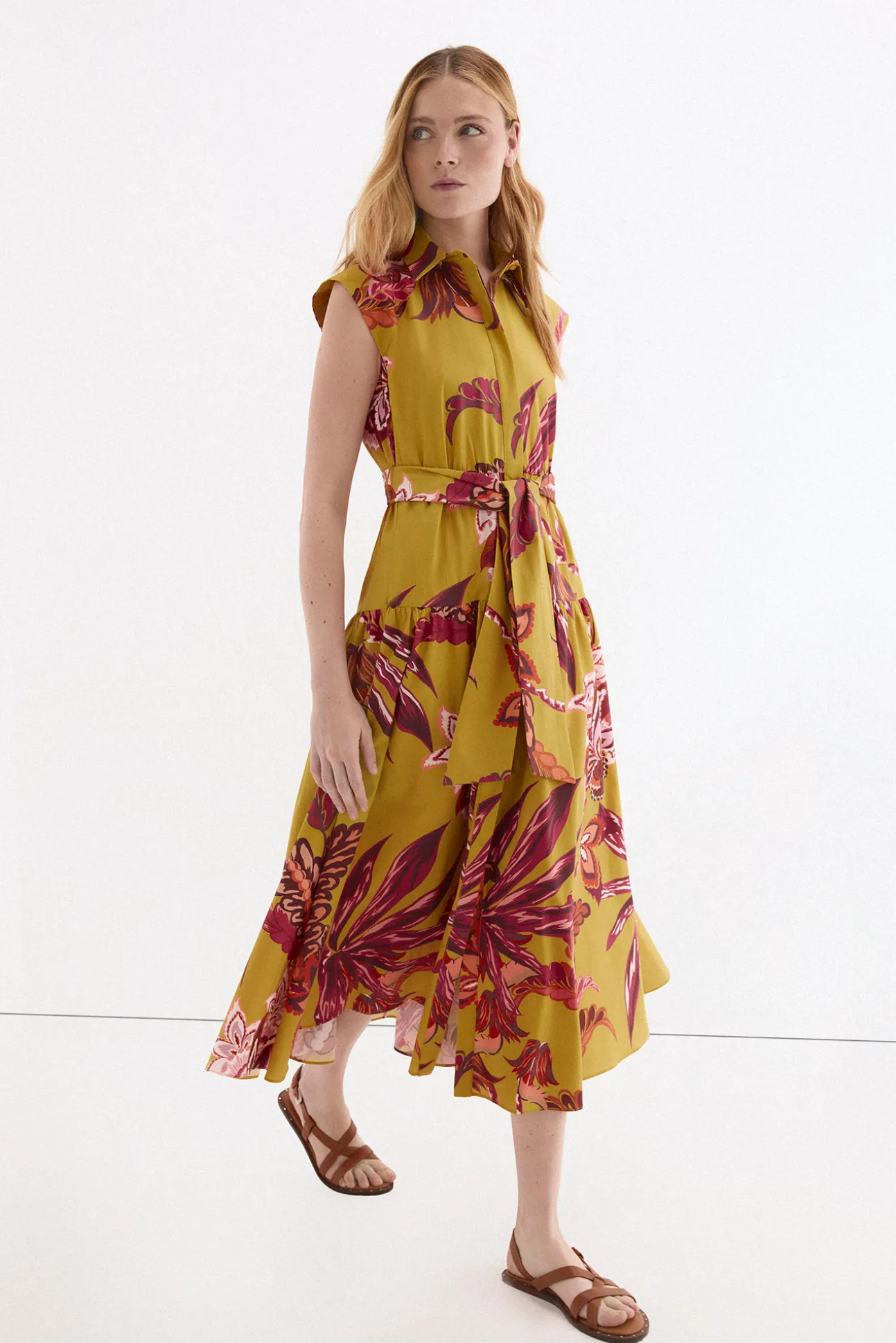 Vestido camisero sin mangas estampado