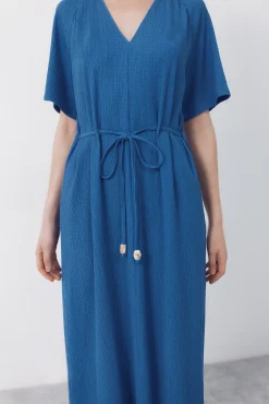 Vestido cinturón estructura