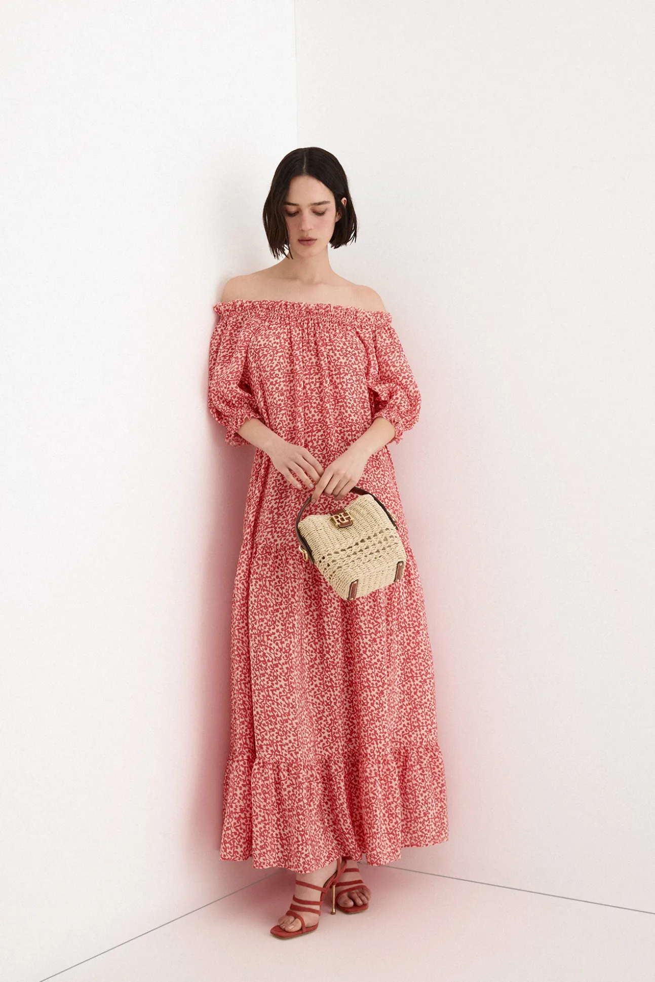 Vestido con lazada contraste