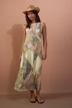 Vestido cortes estampado